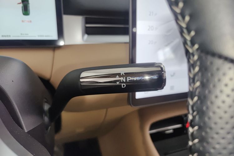 蓝电E5 PLUS 2025款 165km 长续航版PLUS 5座局部细节18