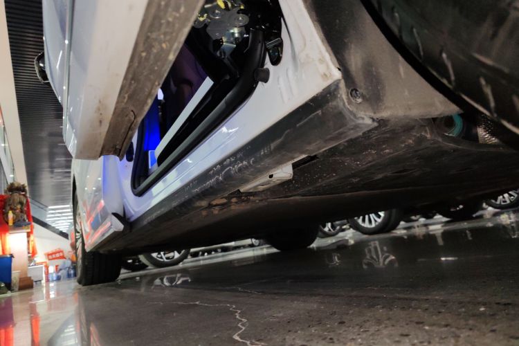 比亚迪 夏 2025款 DM-i 1.5T 180km 卓越型局部细节9002