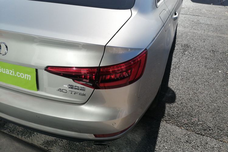 奥迪A4L 2017款 40 TFSI 时尚型车身外观9