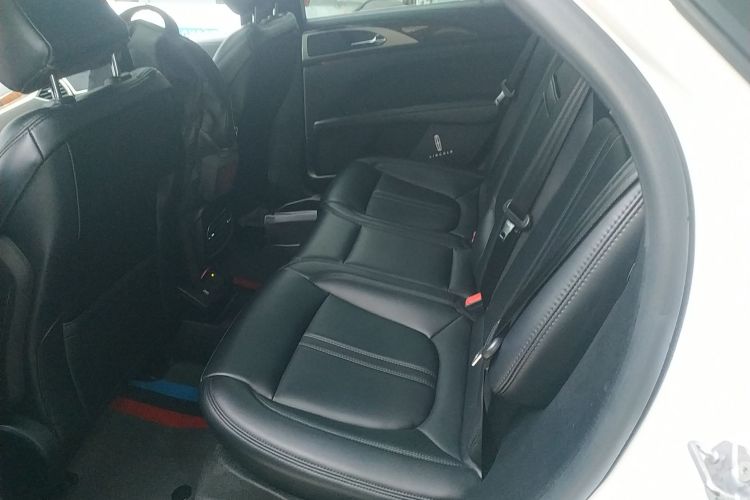 林肯MKZ 2020款 2.0T 尊享版中控内饰21