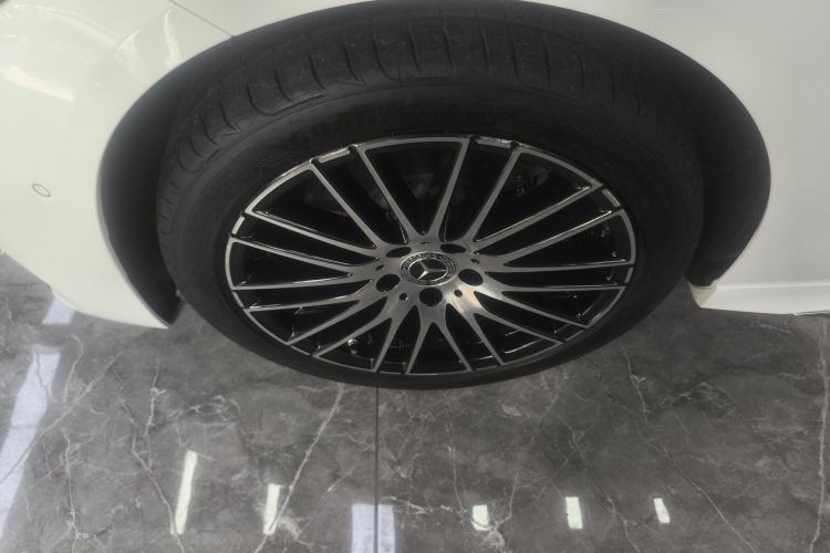 奔驰C级 2025款 C 260 L 运动版车身外观6007