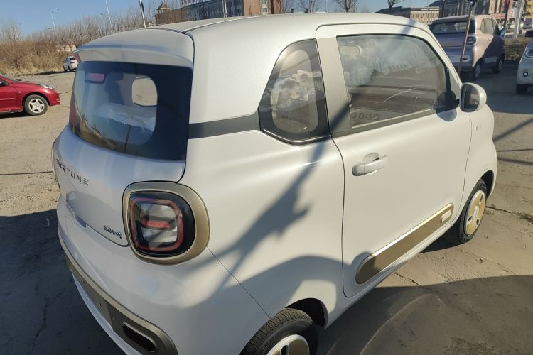 奔腾小马 2026款 222km 萌趣马 Plus车身外观7