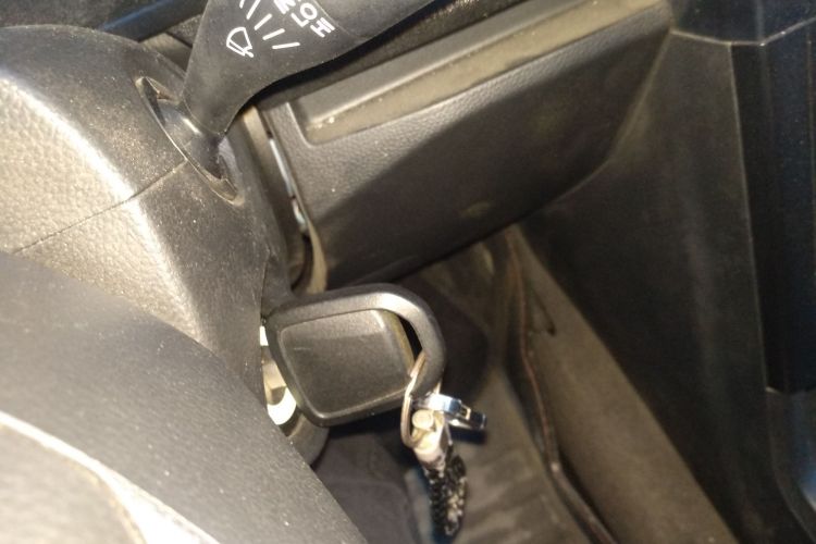 五菱汽车 五菱征程 2022款 2.0L 手动创业型中控内饰11