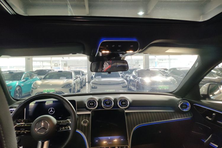 奔驰C级 2023款 改款 C 260 L 运动版局部细节22