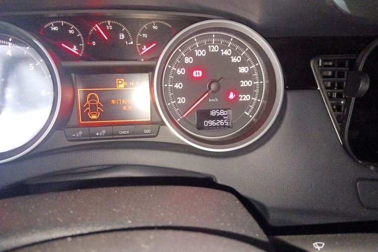 标致508 2015款 1.6THP 自动致臻版中控内饰15