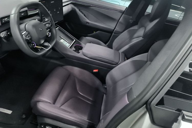 小鹏P7 2025款 702 长续航 Ultra局部细节19