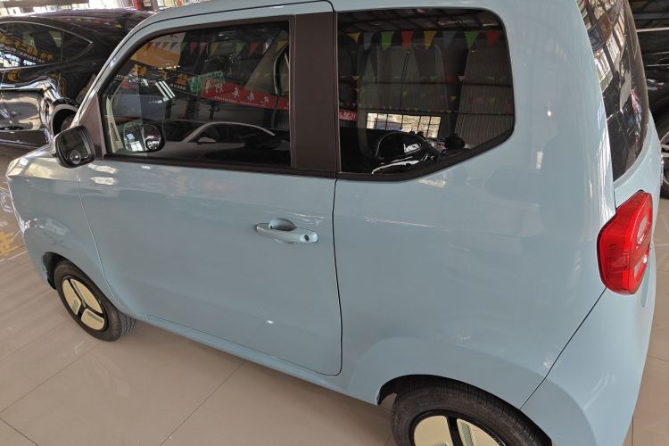 凌宝汽车 凌宝uni 2022款 微甜版车身外观4