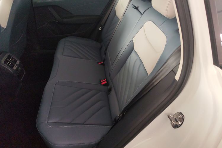 大众 途岳 2024款 300TSI 两驱月尊版中控内饰21