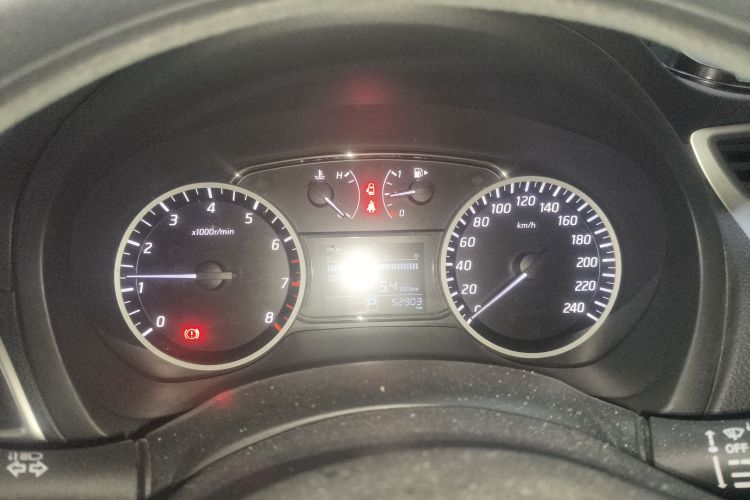 日产 轩逸 2022款 经典 1.6XL CVT豪华版中控内饰14