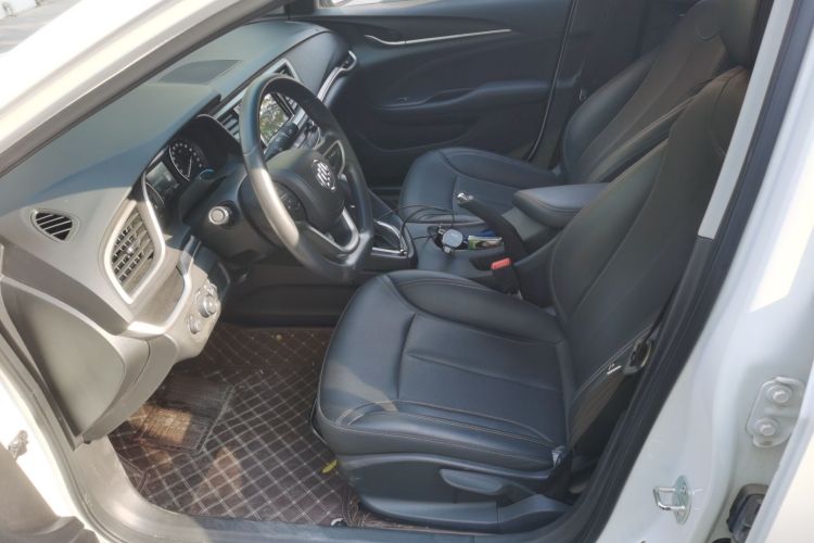 别克 英朗 2021款 改款 典范 1.5L 自动精英型中控内饰19