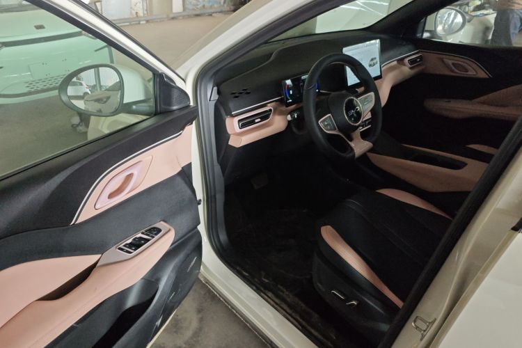 比亚迪 海鸥 2025款 智驾版 405km 自在版中控内饰7003