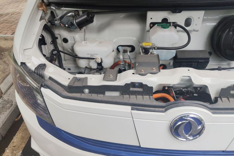 东风 御风EM27 2024款 EM27L 亿纬动力 41.86kWh局部细节9006