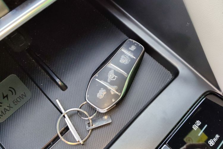 比亚迪 宋PLUS新能源 2025款 DM-i 智驾版 160KM 旗舰型中控内饰11