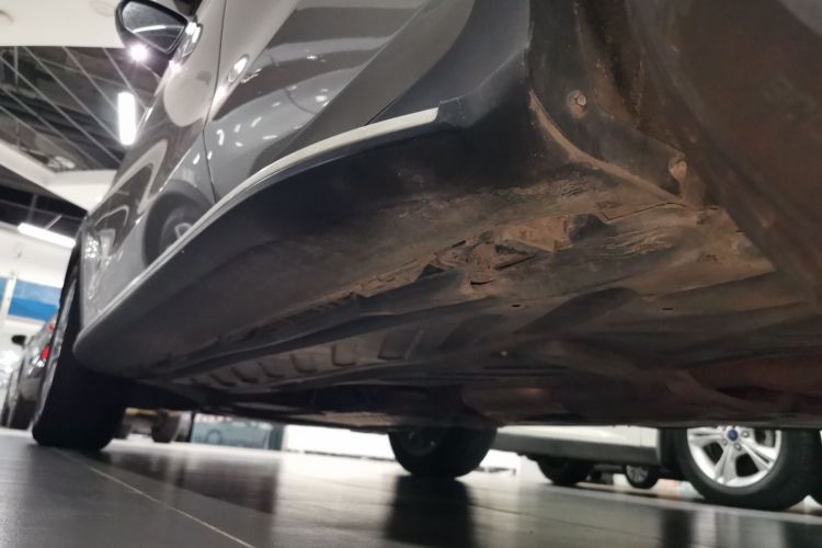 奔驰GLC轿跑 2020款 GLC 260 4MATIC 轿跑SUV局部细节9002