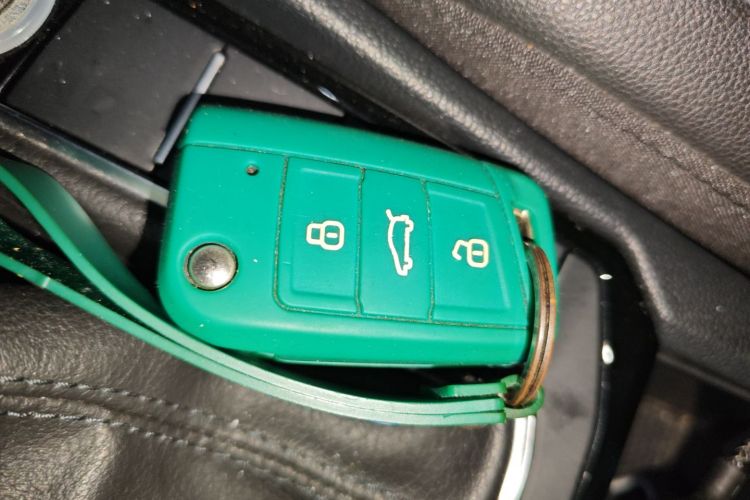 大众 速腾 2020款 280TSI DSG舒适型 国VI中控内饰7001