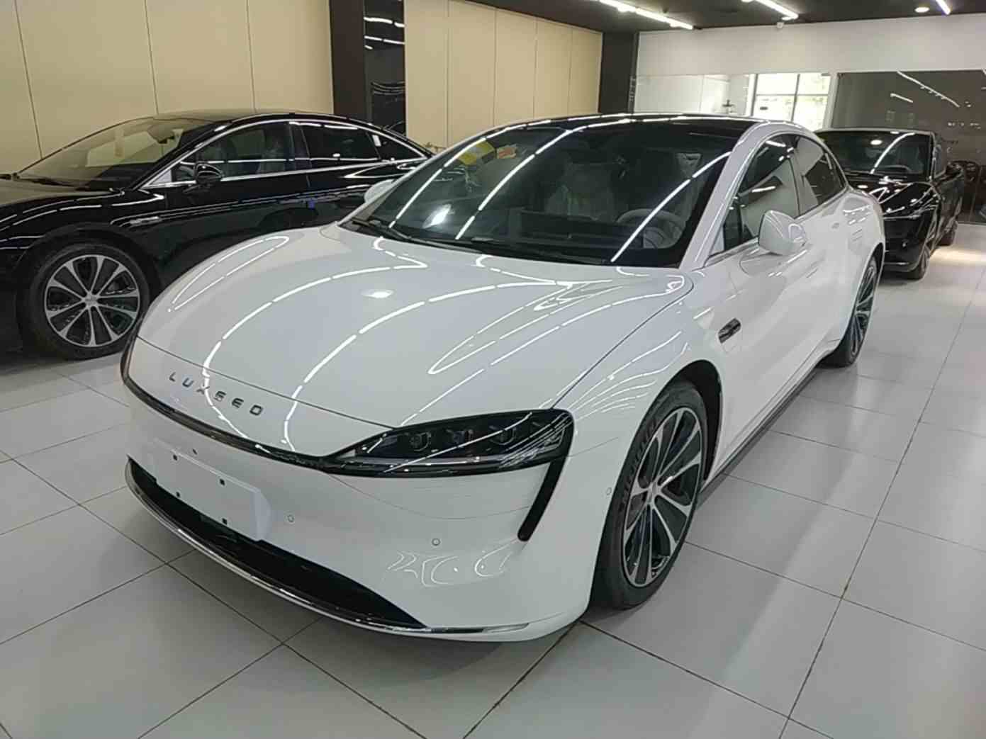 鸿蒙智行 智界S7 2024款 Pro(2)