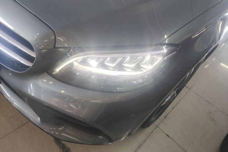 奔驰C级 2020款 C 260 运动版局部细节36