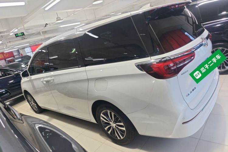 别克GL8 2020款 ES陆尊 653T 尊享型车身外观4