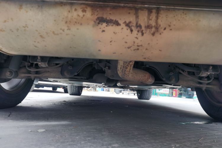 宝马X5(进口) 2013款 xDrive35i 领先型局部细节9008