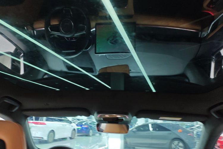 极氪001 2022款 超长续航双电机 YOU版局部细节22