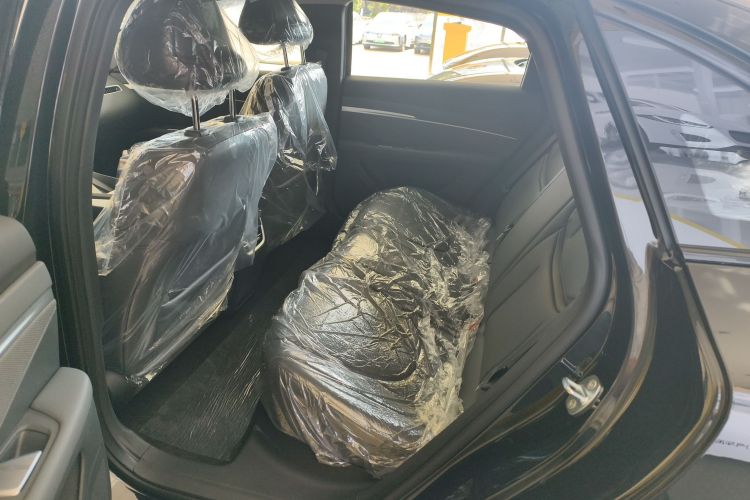 小鹏MONA M03 2025款 620 超长续航 Plus中控内饰7004