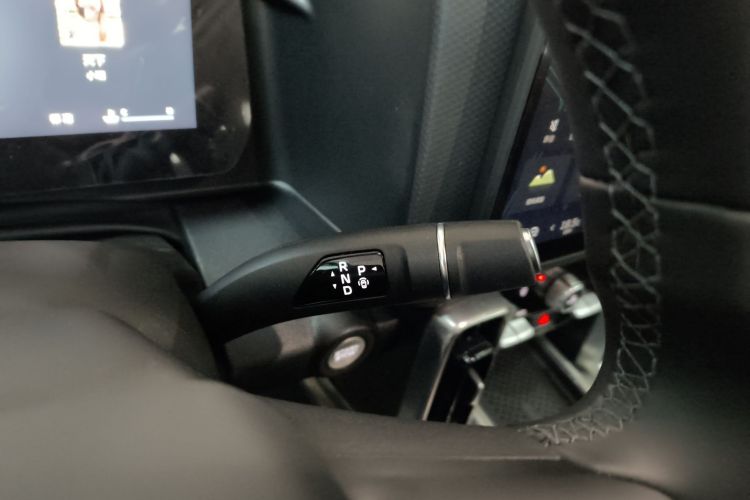 哈弗大狗 2026款 1.5T DCT边牧版中控内饰18