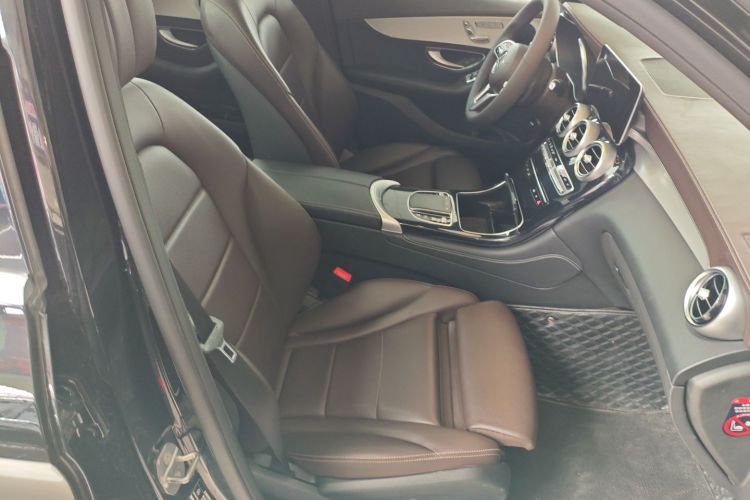 奔驰GLC 2022款 改款 GLC 260 L 4MATIC 动感型局部细节41