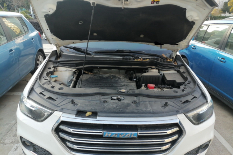 哈弗H6 2017款 蓝标 运动版 1.5T 手动两驱精英型机舱底盘24