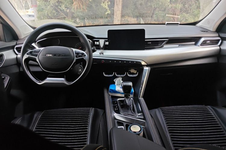 北京汽车 北京X3 2021款 1.5T CVT荣耀版中控内饰12