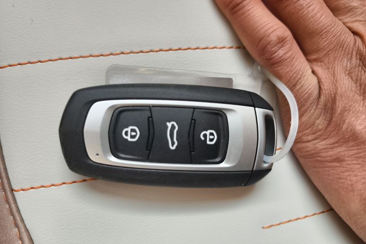 吉利银河 2024款 熊猫mini 200km 耐力熊中控内饰11