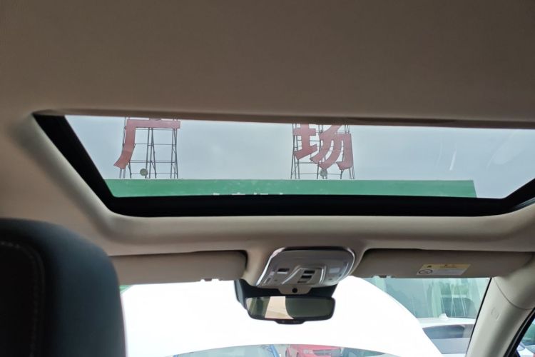 比亚迪 唐 2018款 2.0T 自动智联尊悦型 7座 国V局部细节22