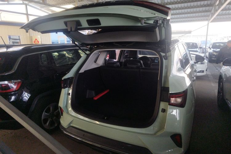 五菱汽车 五菱星辰 2021款 1.5T CVT星曜版机舱底盘23