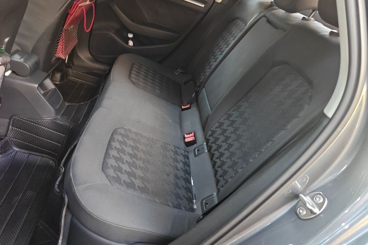 奥迪A3 2014款 Sportback 35 TFSI 自动进取型中控内饰21