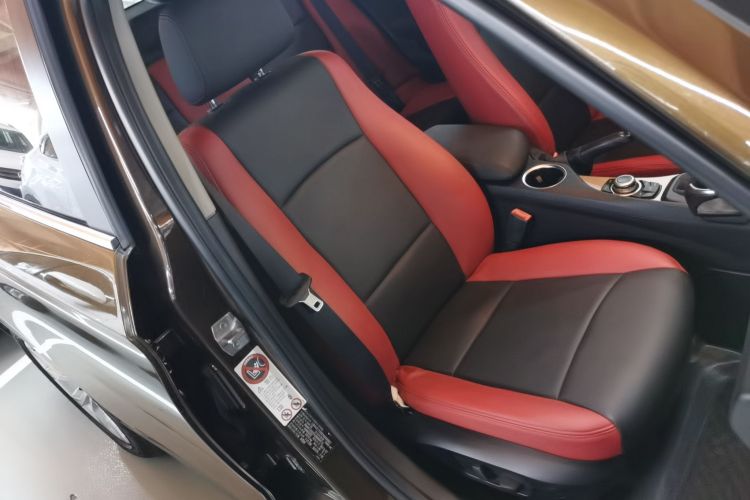 宝马X1 2013款 sDrive18i 时尚型局部细节41