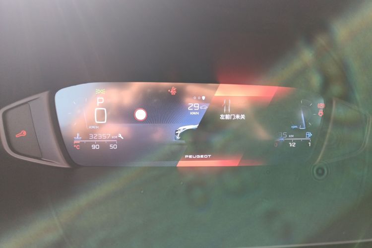 标致408X 2023款 引力版局部细节14