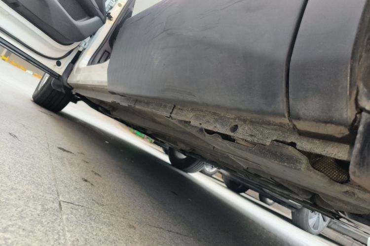 标致4008 2018款 350THP 舒适版局部细节9002