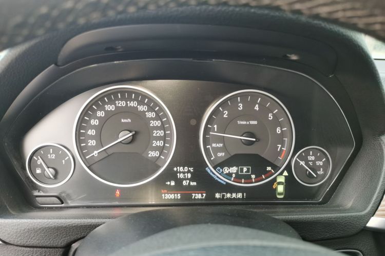 宝马3系 2014款 328Li xDrive风尚设计套装中控内饰14