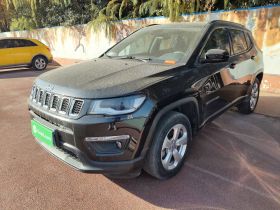 Jeep 指南者 2020款 220T 自动领先版