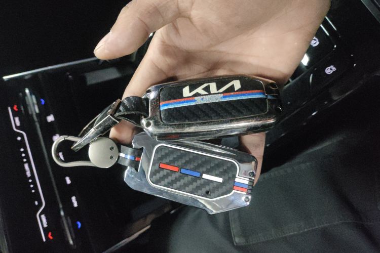 起亚K5 2020款 270T CVVD 豪华科技版中控内饰11