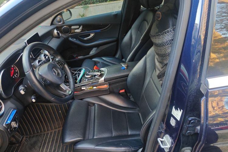 奔驰C级 2015款 C 200 L中控内饰19