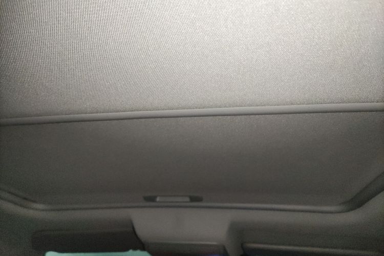 标致3008 2015款 1.6THP 自动经典版局部细节22