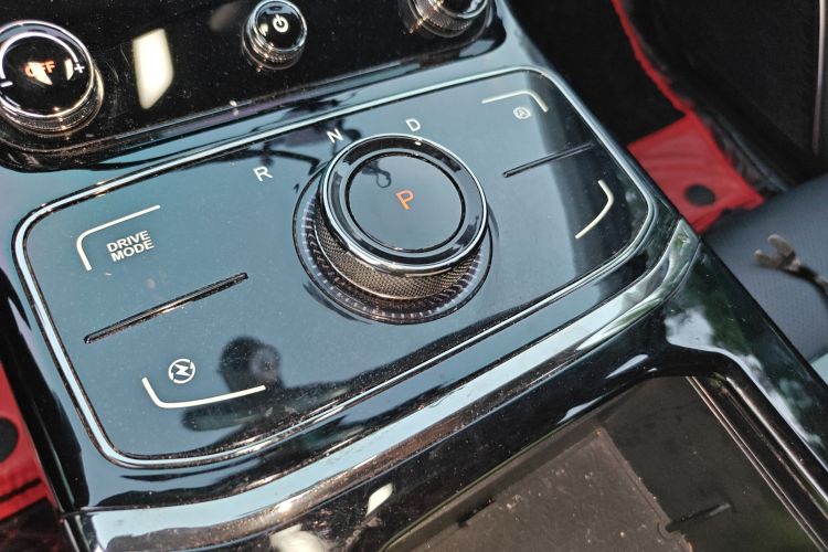 哪吒汽车 哪吒U 2022款 Pro 400 畅行版中控内饰18