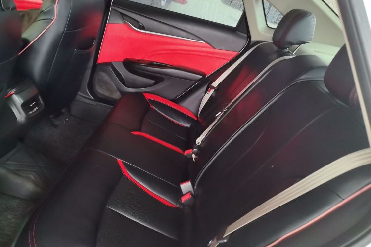 别克 英朗 2015款 15N 自动精英型中控内饰21