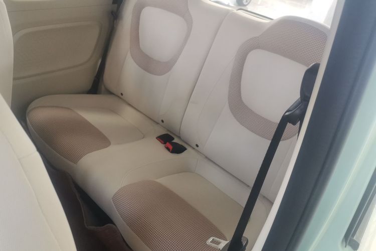 五菱汽车 宏光MINIEV 2024款 第三代 215km 青春版中控内饰7004