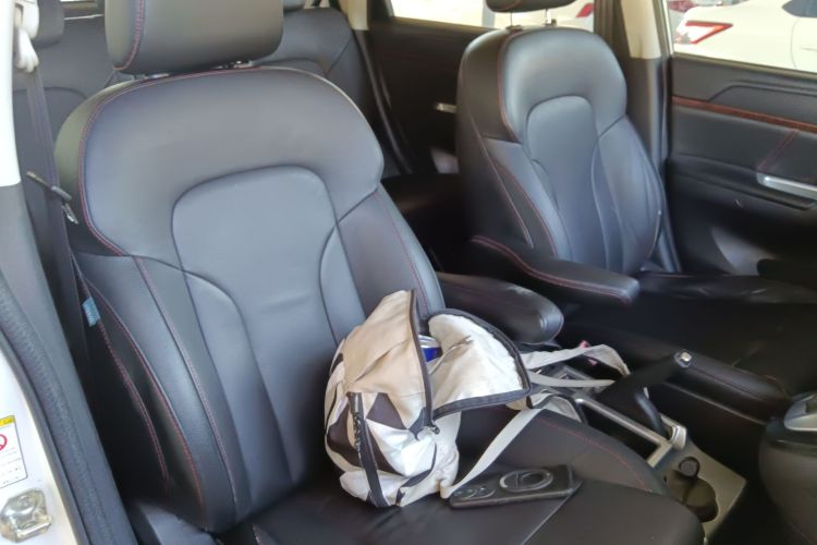 哈弗H6 2014款 运动版 2.4L 自动精英型中控内饰41