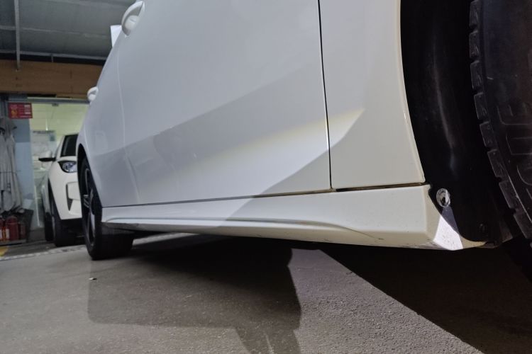 奔驰A级 2022款 改款三 A 200 L 运动轿车时尚型局部细节9001