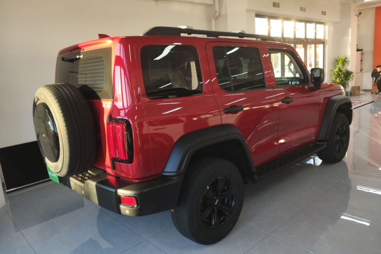 坦克300 2021款 越野版 2.0T 征服者车身外观7