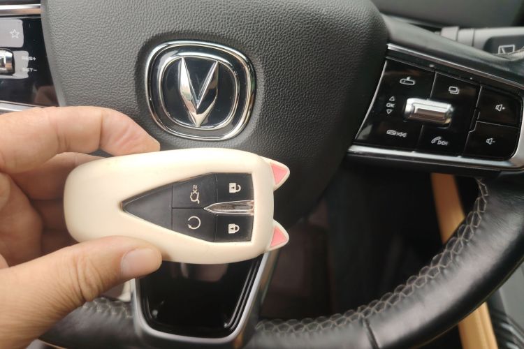 长安UNI-K 2021款 2.0T 卓越型中控内饰11