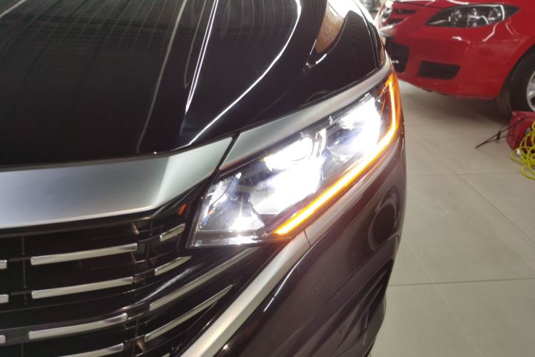 大众 帕萨特 2025款 出众款 380TSI 龙腾版局部细节36