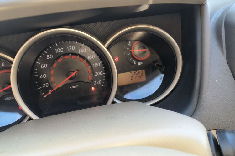 日产 轩逸 2016款 经典 1.6XE 手动领先版中控内饰15